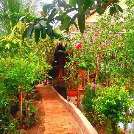 Hong Thai River Side Homestay Ben Tre Extérieur photo
