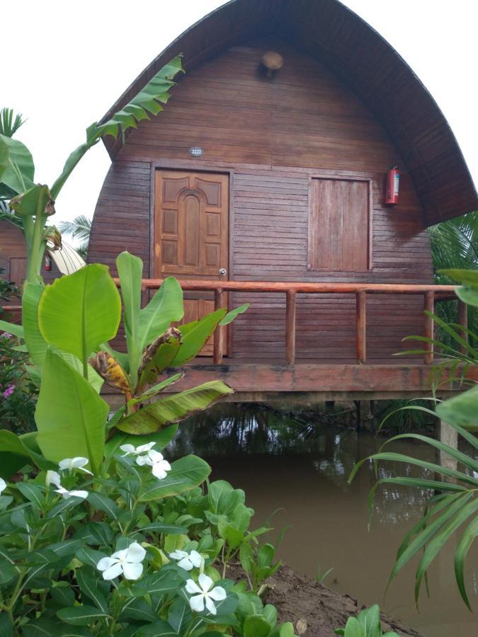 Hong Thai River Side Homestay Ben Tre Extérieur photo